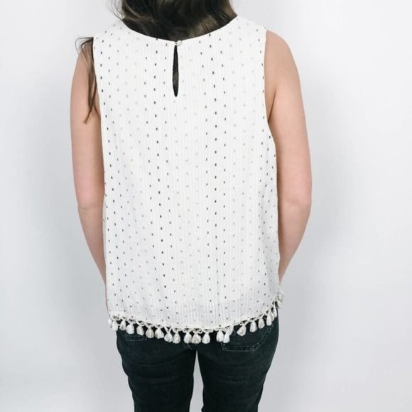 A New Day Boho Tassel Sleeveless Top - Picture 3 of 7